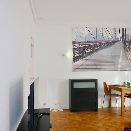 Ixelles: Superbe Appartement, Idealement Situe Bruselas Exterior foto